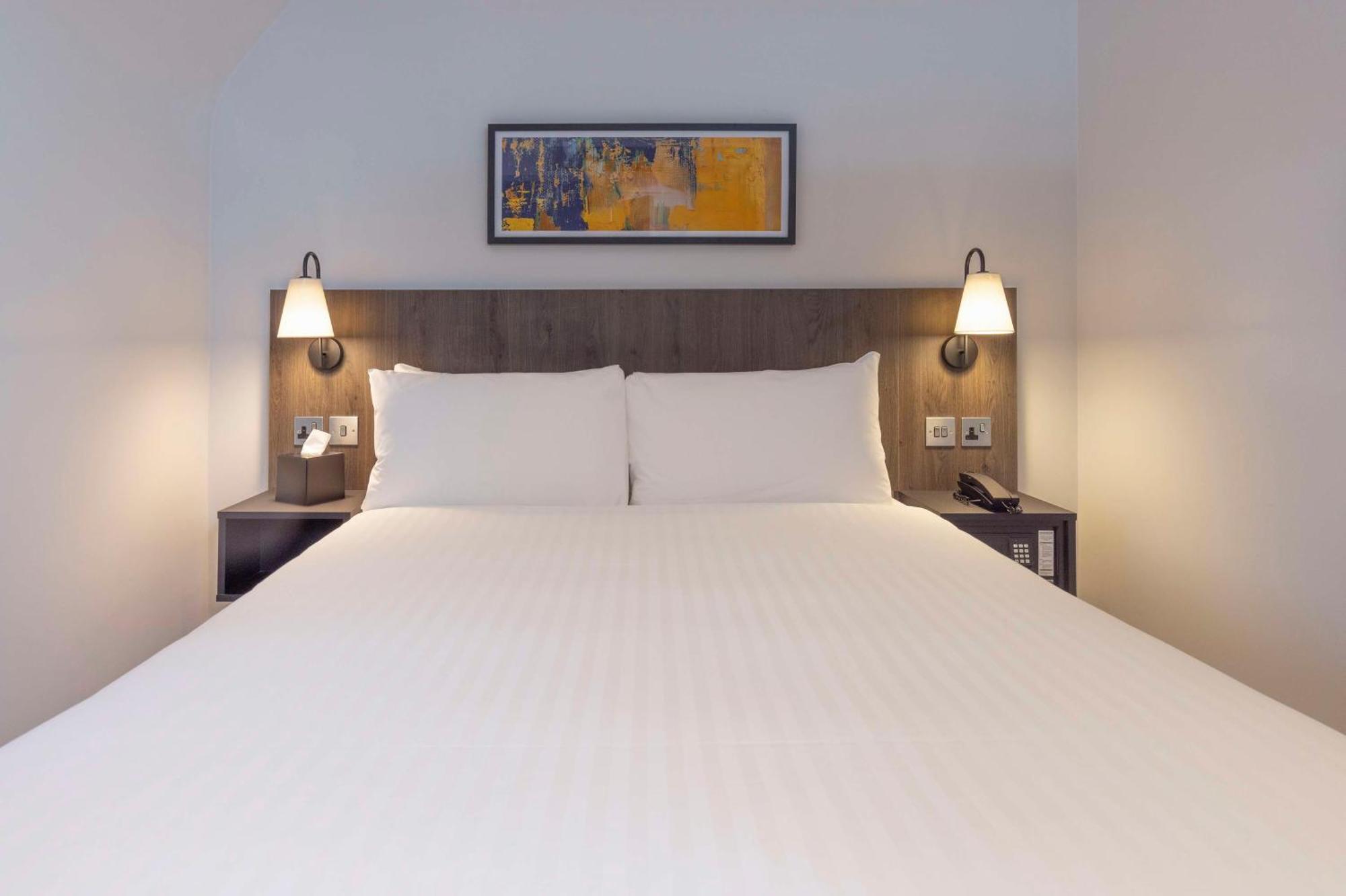 Best Western Kensington Olympia Hotel Лондон Экстерьер фото
