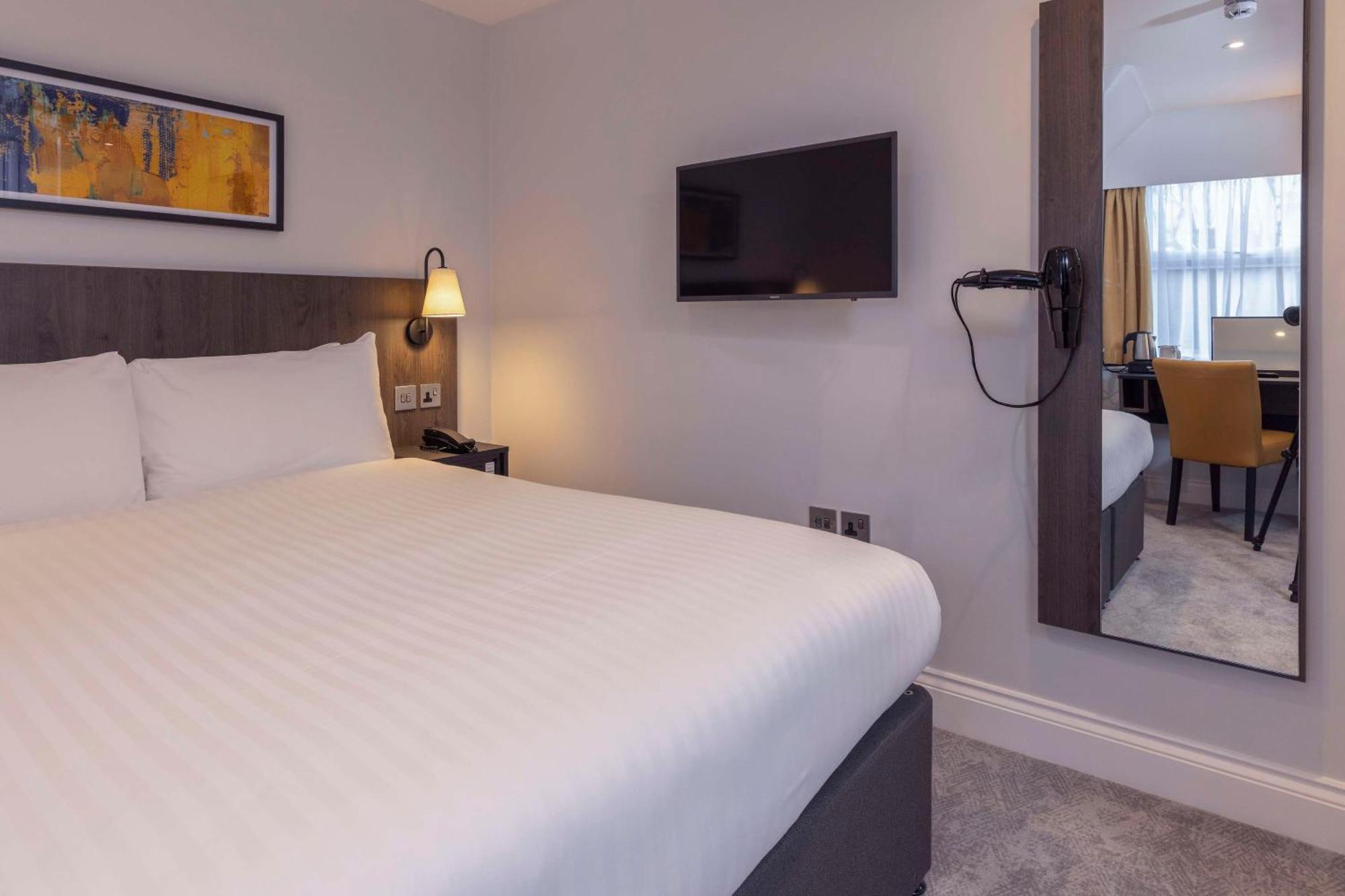 Best Western Kensington Olympia Hotel Лондон Экстерьер фото