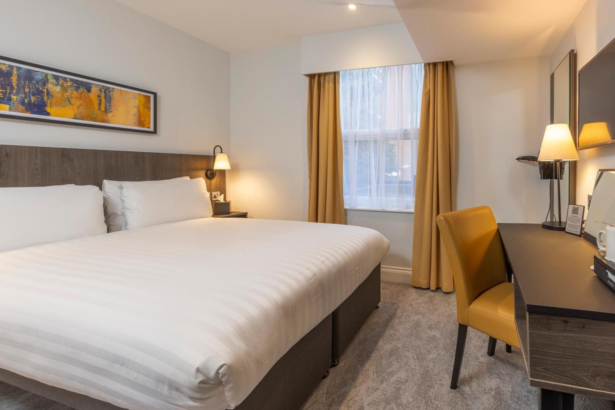 Best Western Kensington Olympia Hotel Лондон Экстерьер фото